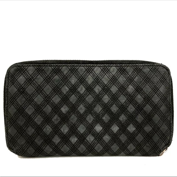 Authentic Chanel Black Quilted zippy wallet - Picture 5 of 10